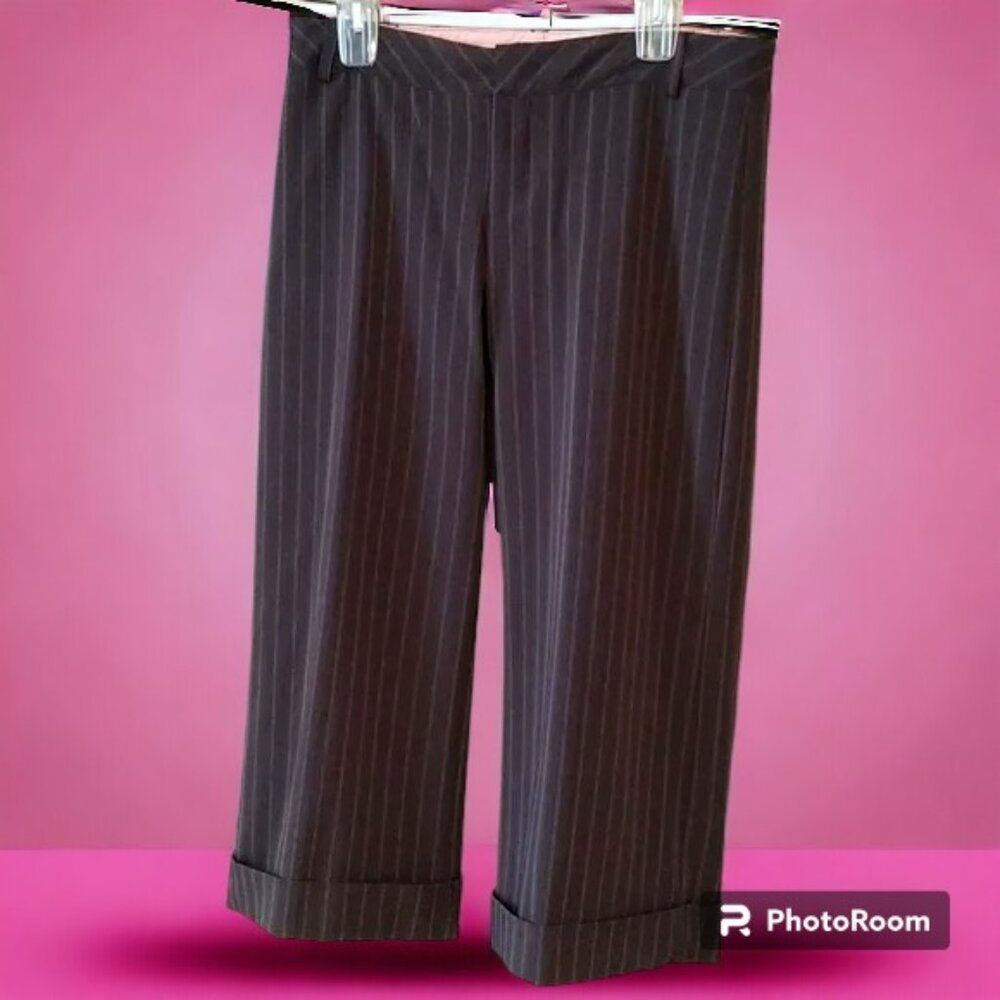 Gray and Pink Striped Calf Length Pants Size 9/10